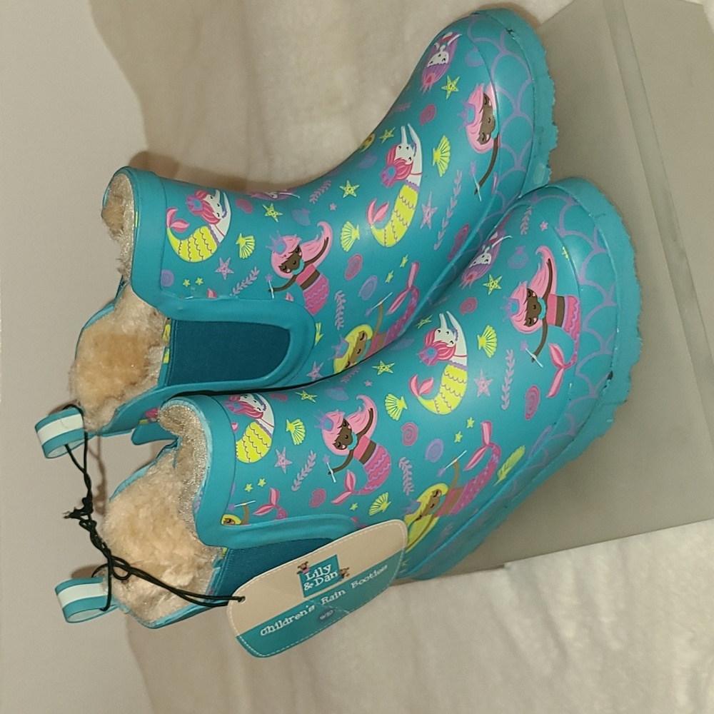 Rain Boots 9 / 10 kids Mermaid slip on shoes water proof elastic sides toddler